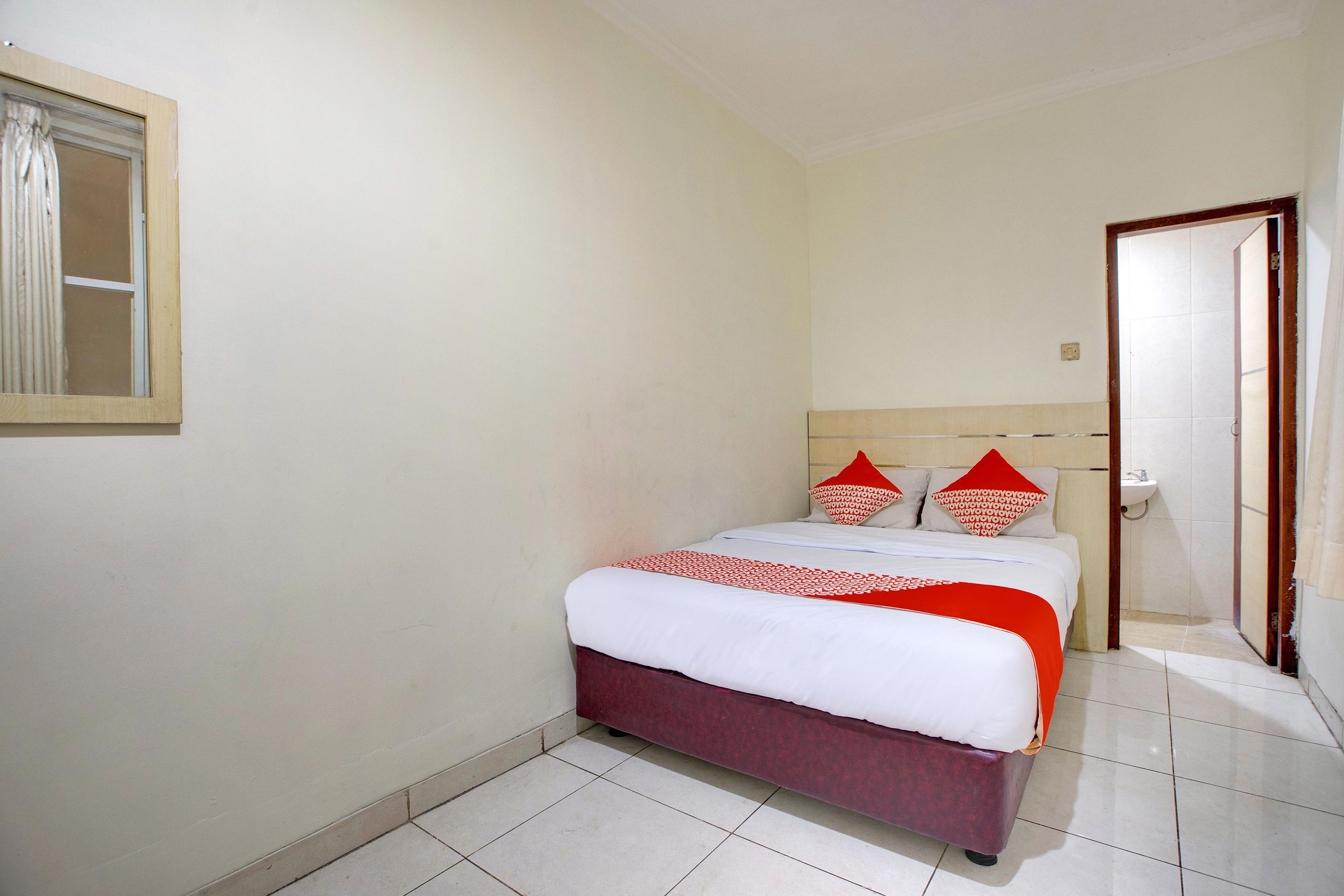 Reddoorz @ Hotel Arimbi Dewi Sartika Baru Bandung Exterior photo
